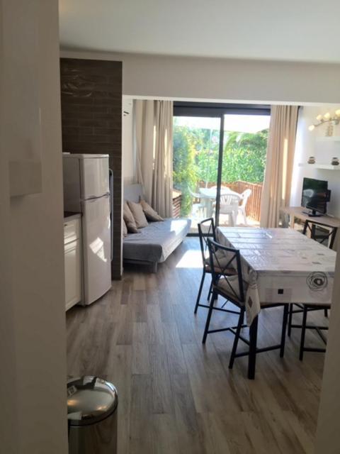 Appartement rénové aux portes de St tropez Gassin Exterior foto